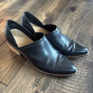 Crown Vintage Morrison Leather Cutout Black Booties‎ 8.5